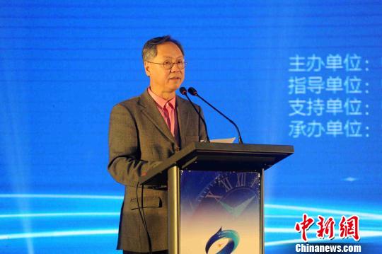 清华大学美术学院院长鲁晓波致辞。　张金川 摄