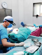 “码农”是植发主力军 百亿元市场大生意亟待规范