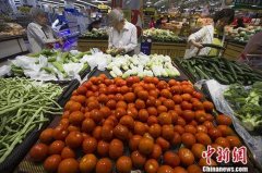 统计局：今年4月份居民消费价格同比上涨2.5%