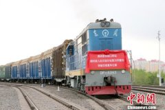 中国最大陆路口岸站中欧班列日接车创历史新高