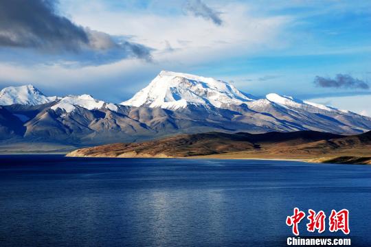 图为阿里纳木那尼峰。资料图 主办方供图