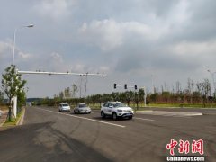 长沙发放49张智能网联汽车开放道路测试牌照